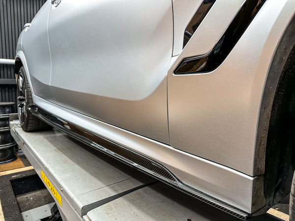 dry carbon fiber LARTE design side skirts for f96 x6m g06 x6 fitment 100%