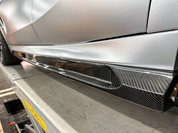 dry carbon fiber LARTE design side skirts for f96 x6m g06 x6 fitment 100%