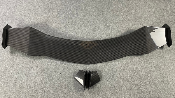 Dry carbon fiber MSY style rear wing spoiler for URUS