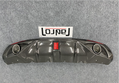 Carbon fiber rear diffuser for Romeo giulia with lamp rear lip