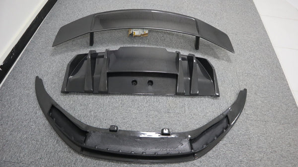 V carbon fiber rear diffuser R8 V10 2015-2018