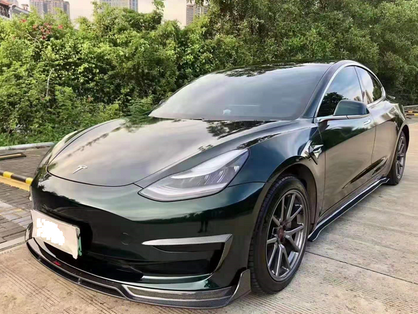 CMST style rear diffuser for TESLA Model 3