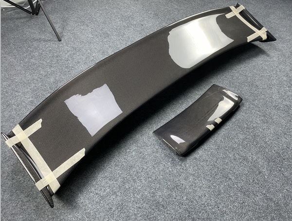GTR R35 Nismo Style Carbon Fiber Rear Trunk Roof Spoiler With Brake Lights