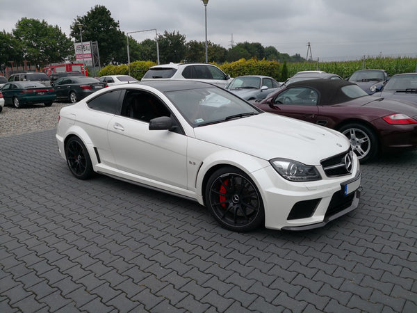 carbon fiber body kit front lip for w204 C Class c63 Black series 2012-2014