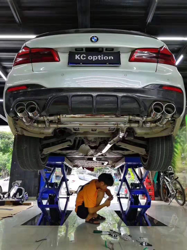 FD style carbon fiber rear bumper diffuser lip for 5 series G30 G38