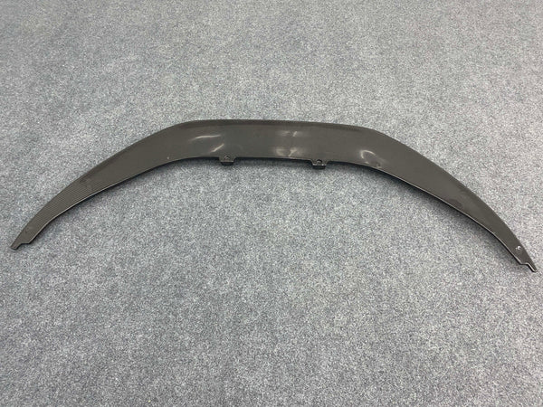 R8 V10 2017-2019V carbon fiber front lip
