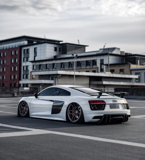 V style Carbon fiber rear wing spoiler for R8 V10 2017-2019