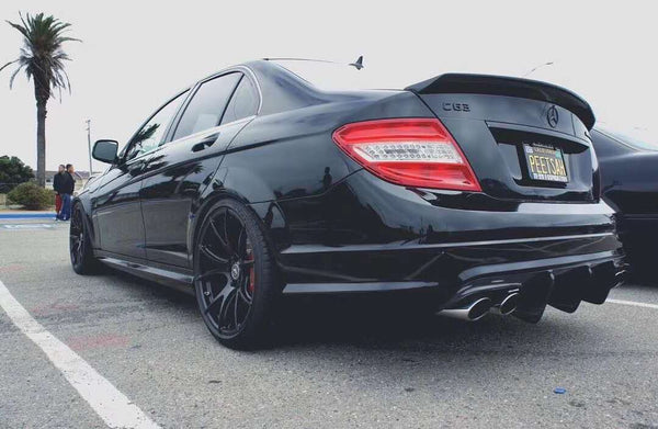Carbon Fiber W204 C63 Rear Bumper Diffuser for C-Class W204 C63 AMG C300