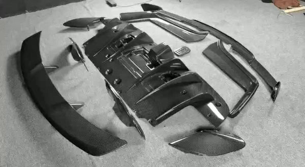 Novitec Style Carbon Fiber Car Rear Wing Spoiler For 488 GTB