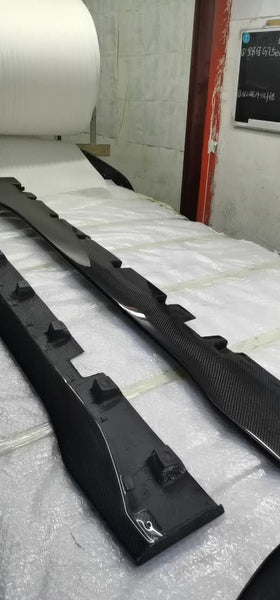 MX Style Factory price carbon fiber side skirt for Mustang 2015 up