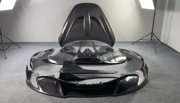 VS style carbon fiber car bumpers body kit side skirts for Mclaren 720S 17+